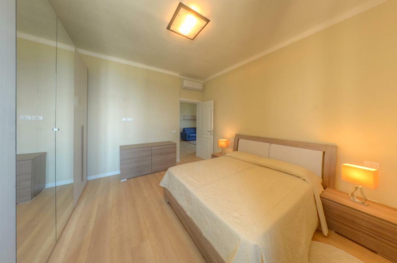 Blu Sea Apartments ปิเอตราลิกูเร ภายนอก รูปภาพ